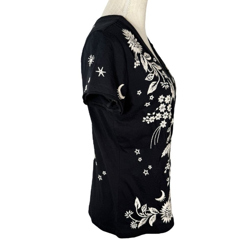 Johnny Was Dark Grey Oleander Embroidered Button Neck Knit Boho Tee Top - Picture 5 of 11